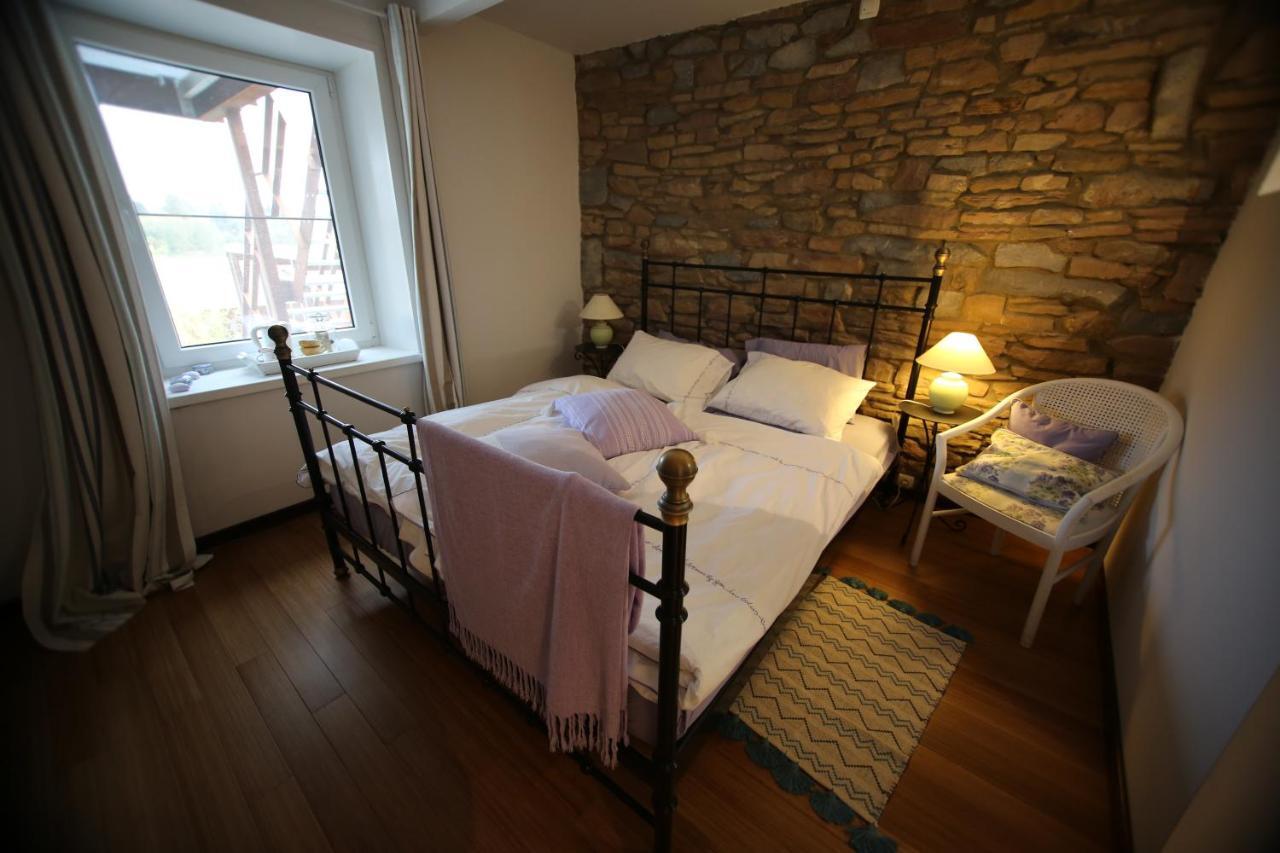 Barsy 34 Hotel Havelange ภายนอก รูปภาพ